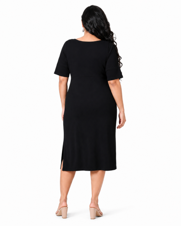 Black & Bloom | Plus Size 3D Floral Appliqué Midi Dress